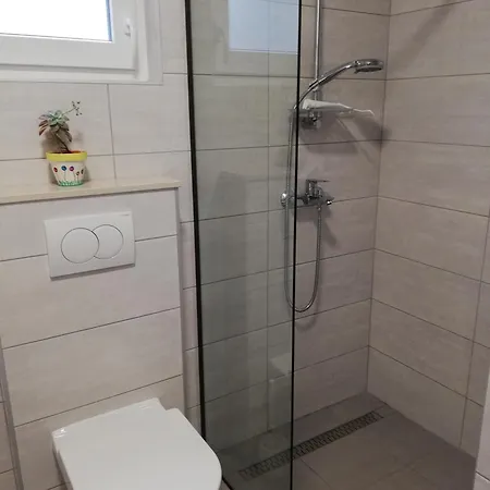 Сasa de vacaciones Kuca Za Podmor Olea *